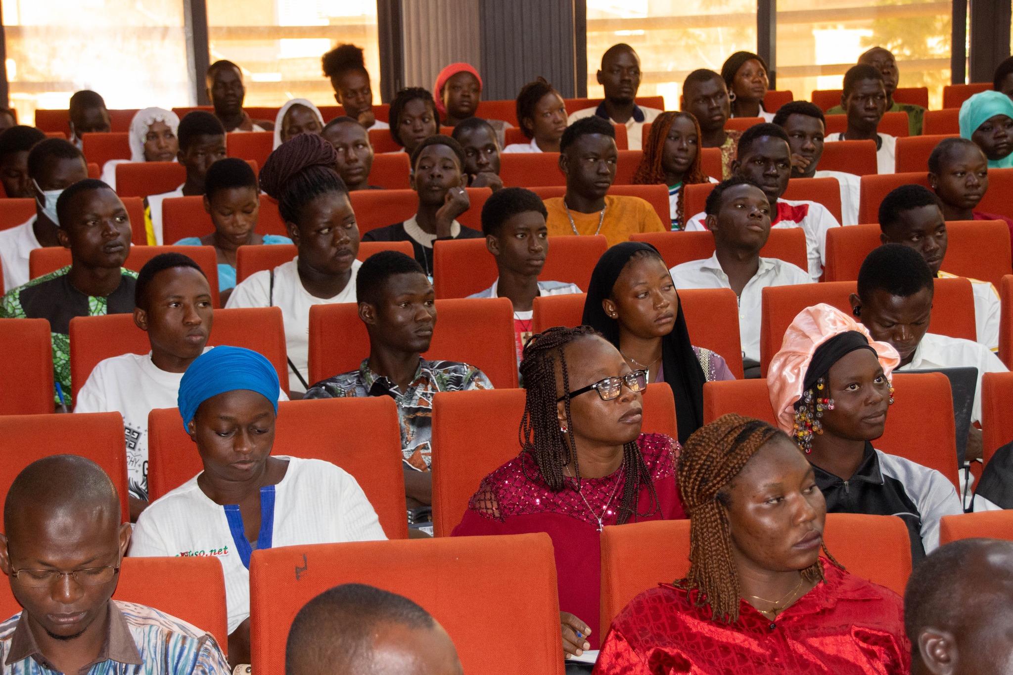 Sessions de formation pour les nouveaux étudiants de l’UV-BF à Ouagadougou (Groupe 6, 7, 8, 9 et 10)