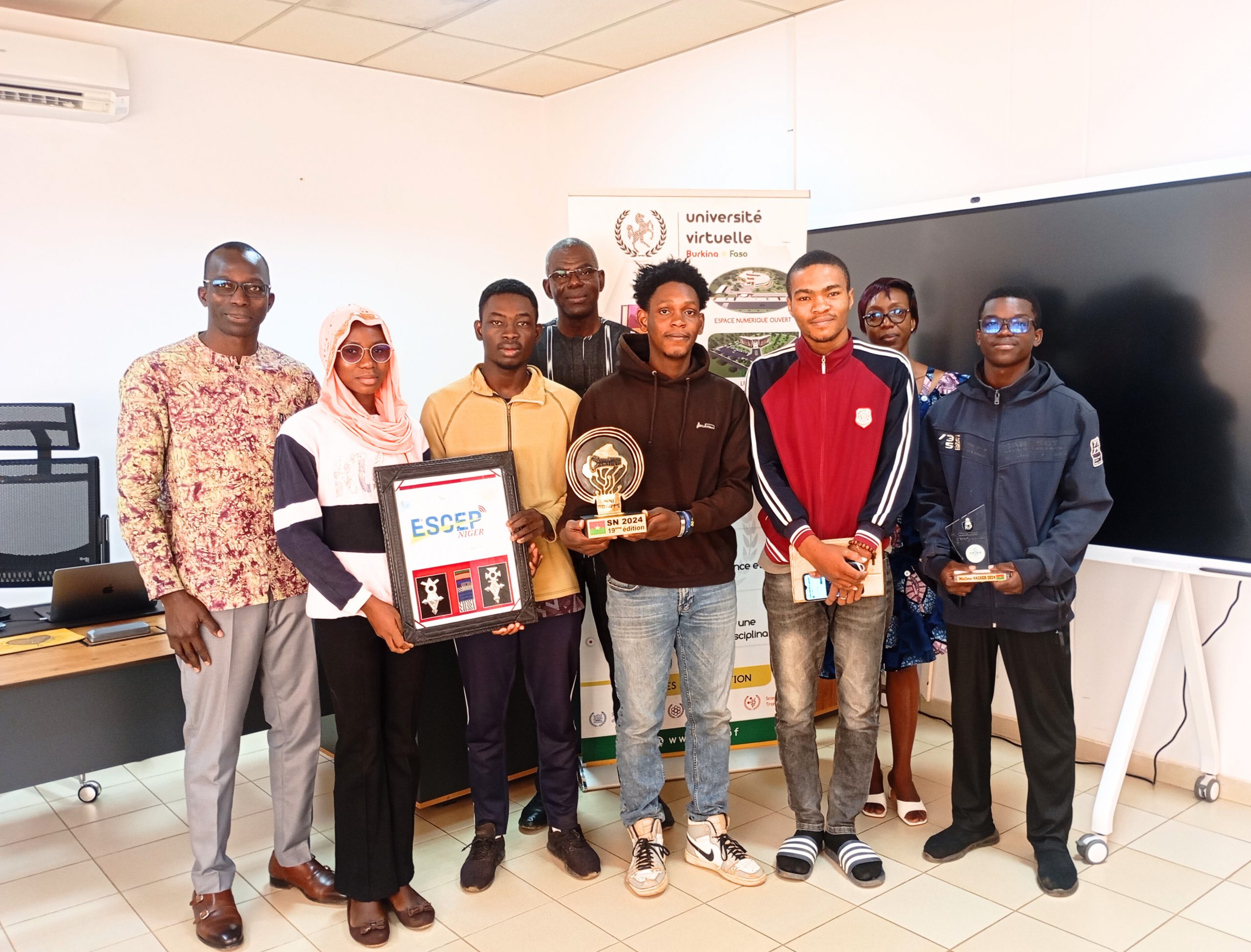 L’Université Virtuelle du Burkina Faso brille à la 19ᵉ édition de la Semaine du Numérique !